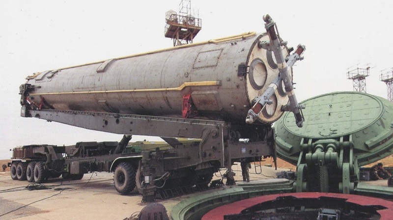 15У98